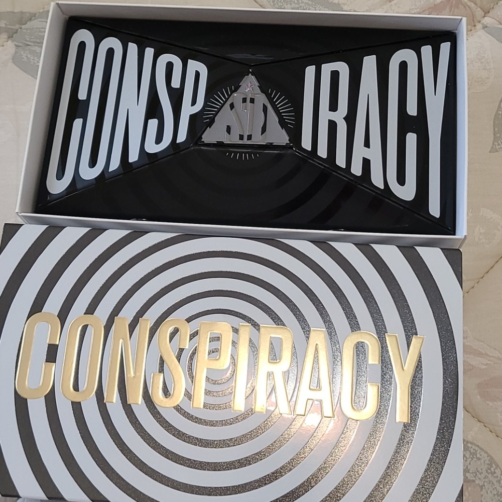 Jeffree Star Cosmetics Conspiracy Palette